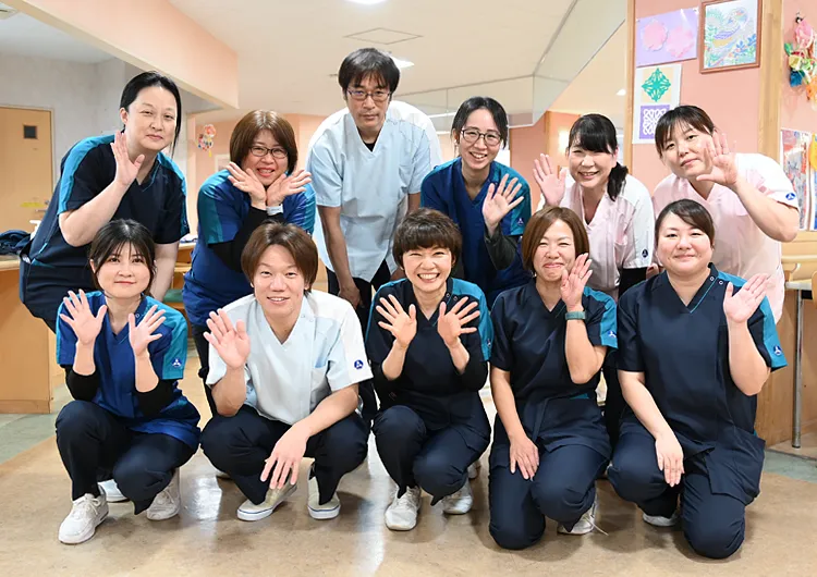 介護職のスキルアップに最適な地域最大級の老健。結婚・出産後も長く定着して働くスタッフが多数。