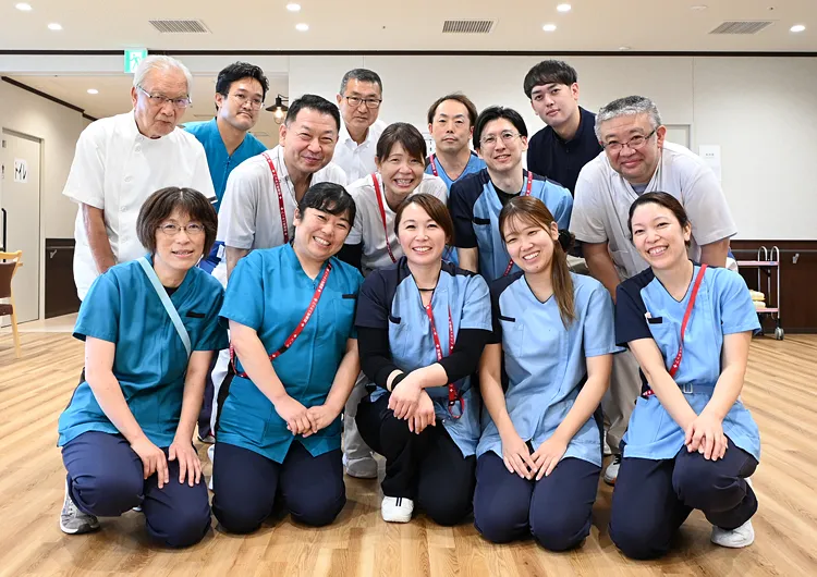 2024年2月オープンの病院併設の老健。働きやすさが高い職員定着率につながっています。